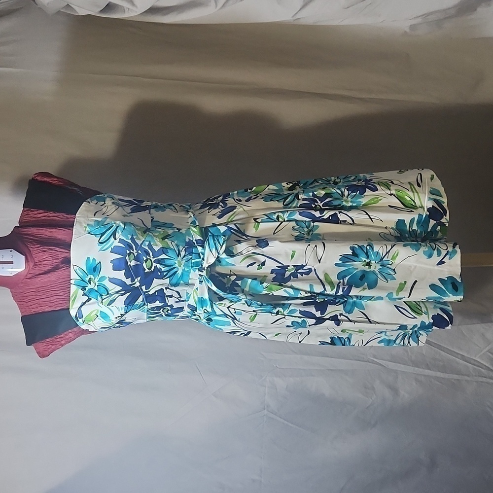 Perceptions SZ 6 Sundress - Picture 1 of 9